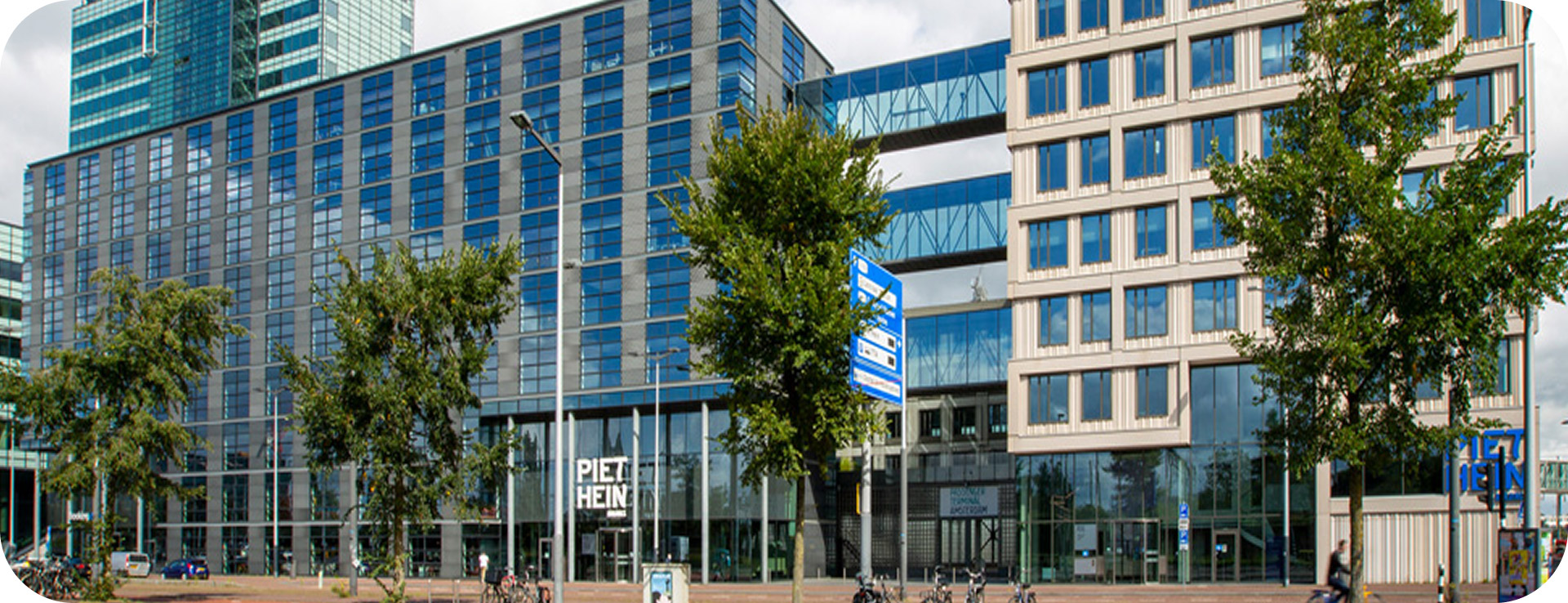 image-landscape-office